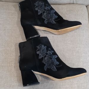 lord and taylor ladies boots